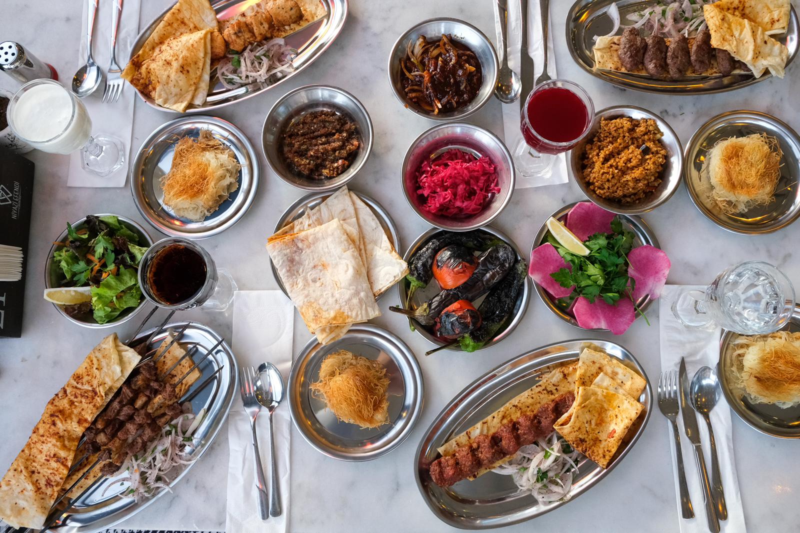 Dönerci Niyazi Usta’nın Efsanevi Lezzet Yolculuğu