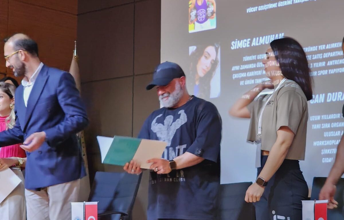 IFBB Pro Coach Can Ünal: Türkiye’nin Gururu Olan Antrenörün Başarı Hikayesi