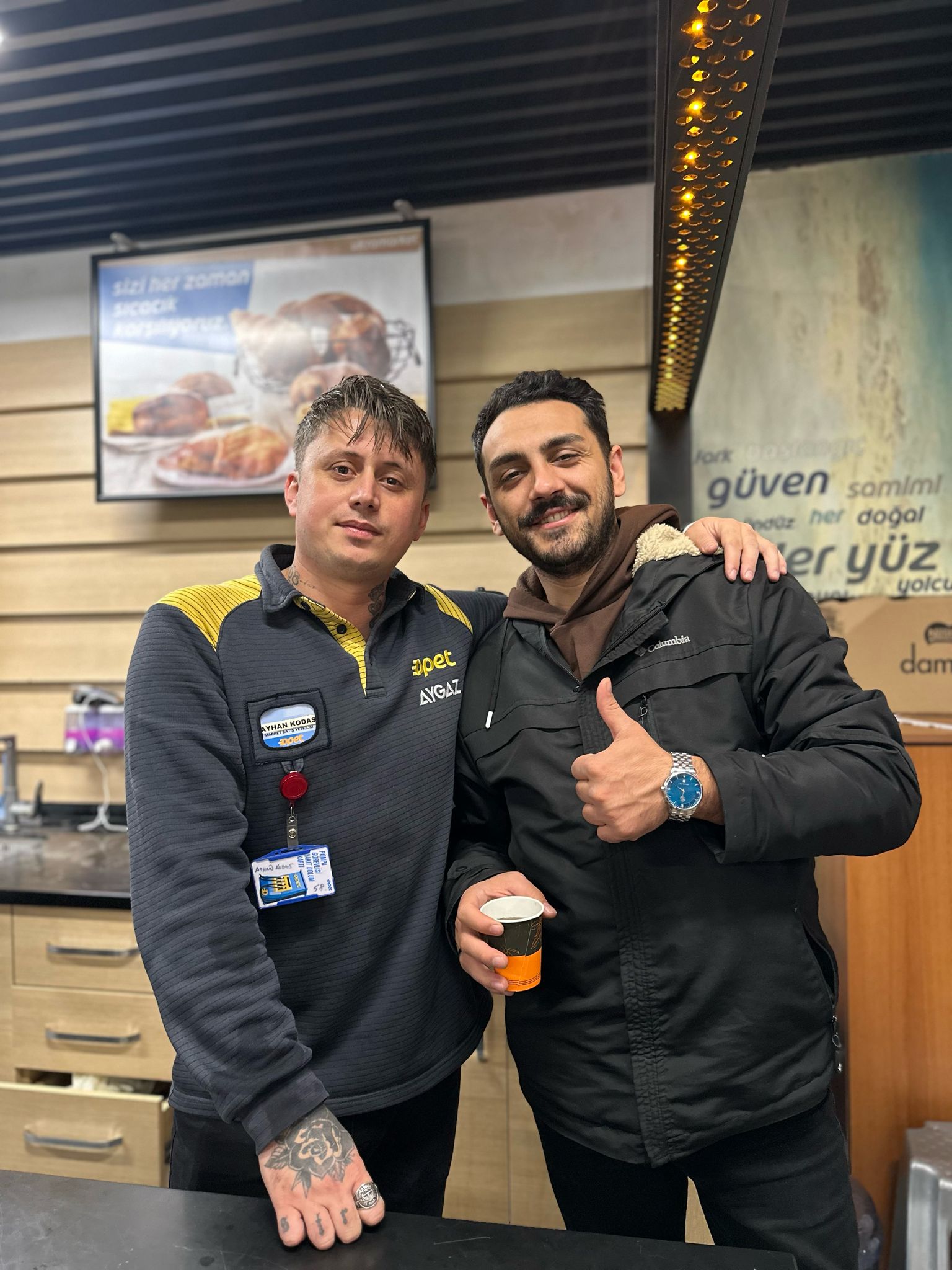 Yılmaz Yalçın'ın İyilik Feneri: Suriye'deki Yetimlerin Yolunu Aydınlatan Işık