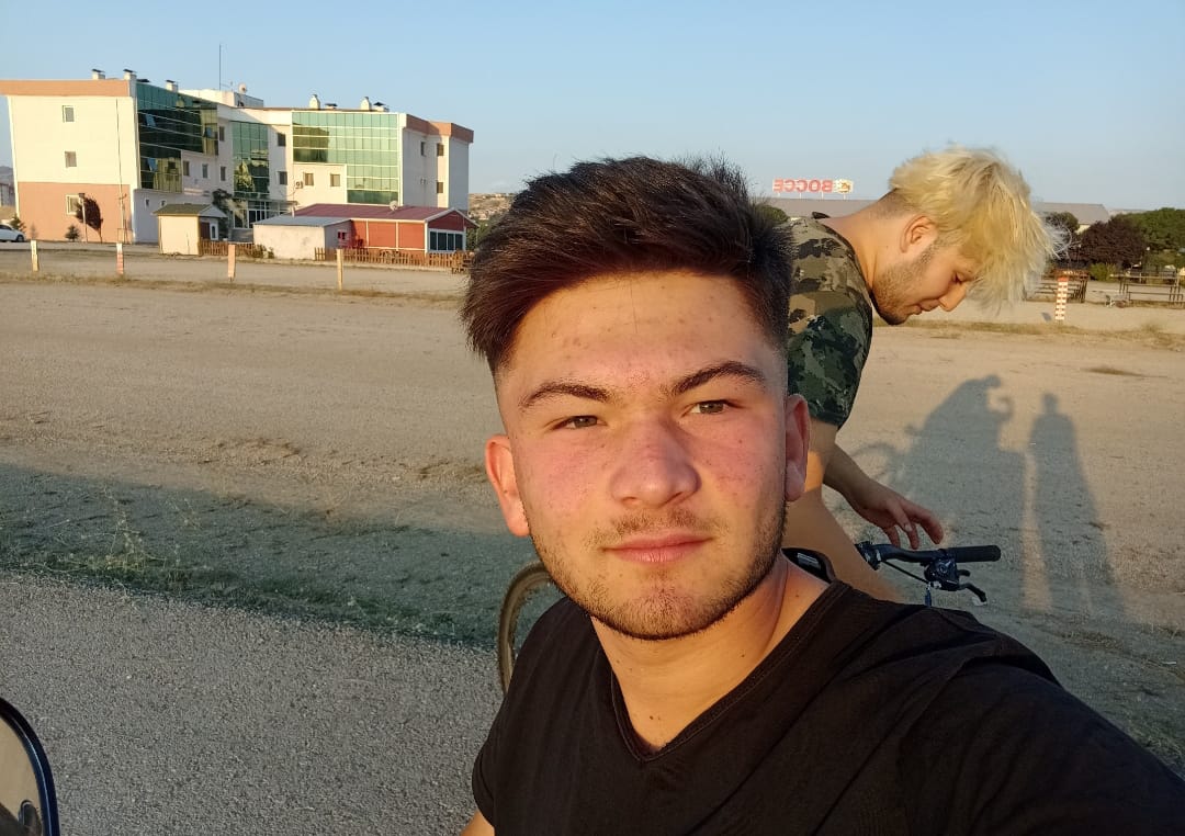 Serhat Ünen: Sürekli Gelişim, Farklı Alanlarda Başarı