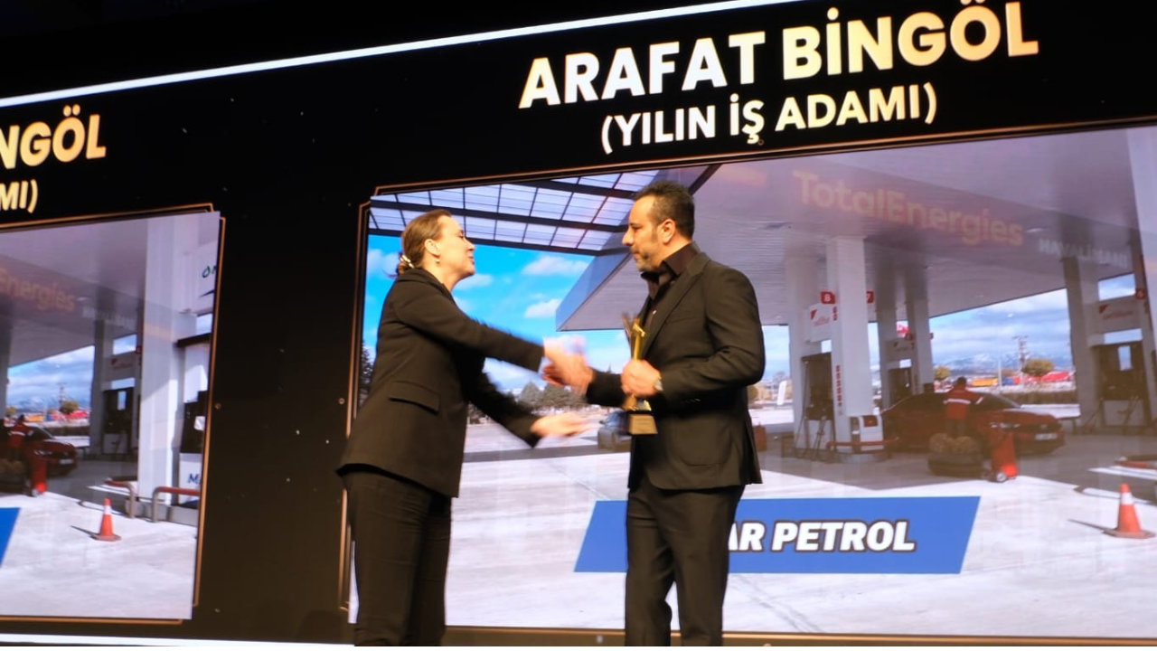 Arafat Bingöl’ün İlham Veren Yılın İş Adamı Ödülü’nün Büyüleyici ve Kalıcı Motive Edici Gücü