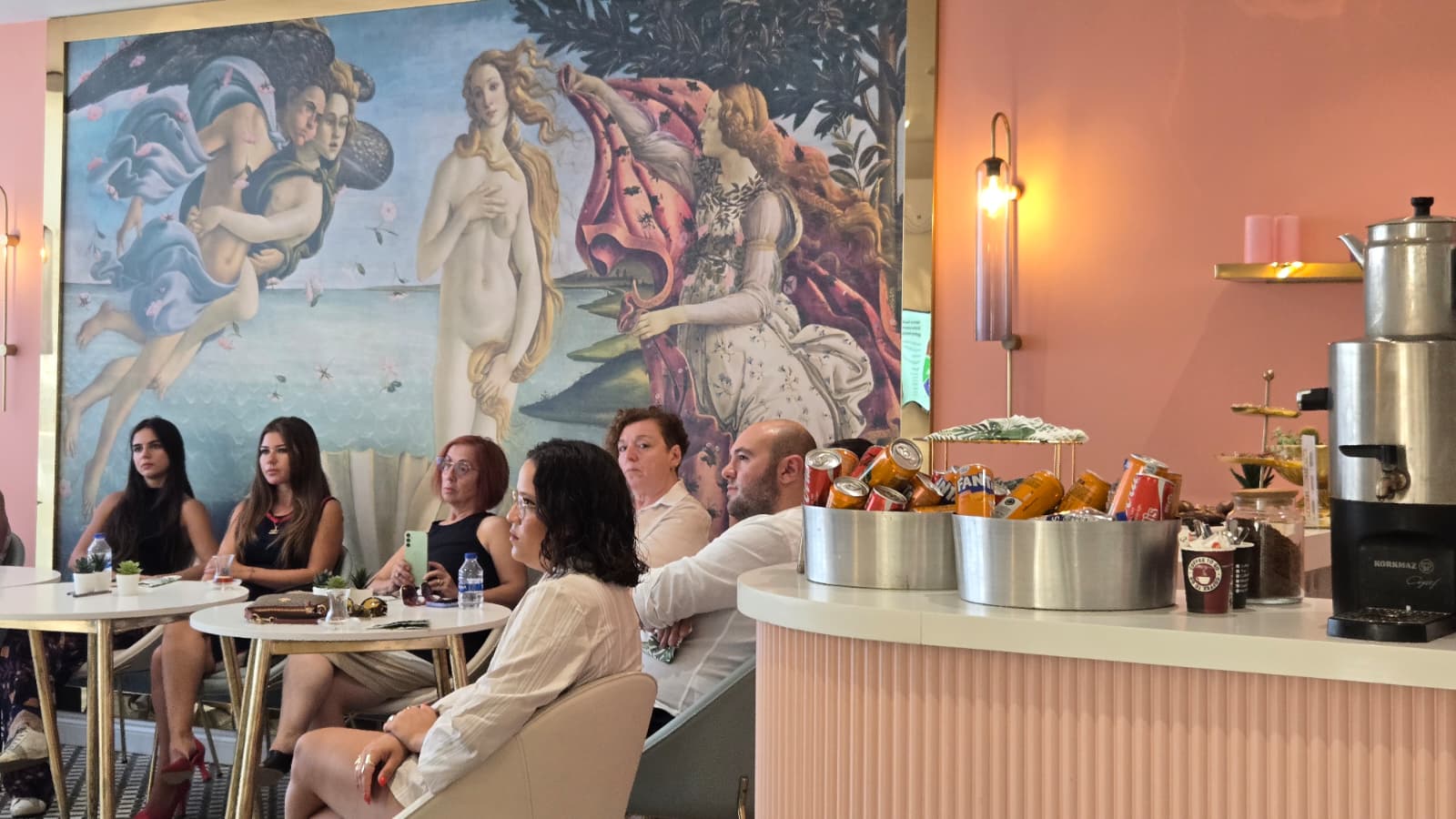 Kuşadası’nda Sağlıklı Yaşam İçin Bilimsel Atölye Düzenlendi