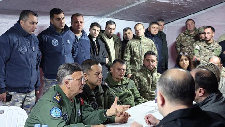 Gürcistan’da Düşen Askeri Uçak İçin Türk Ekipleri Bölgeye Sevk Edildi