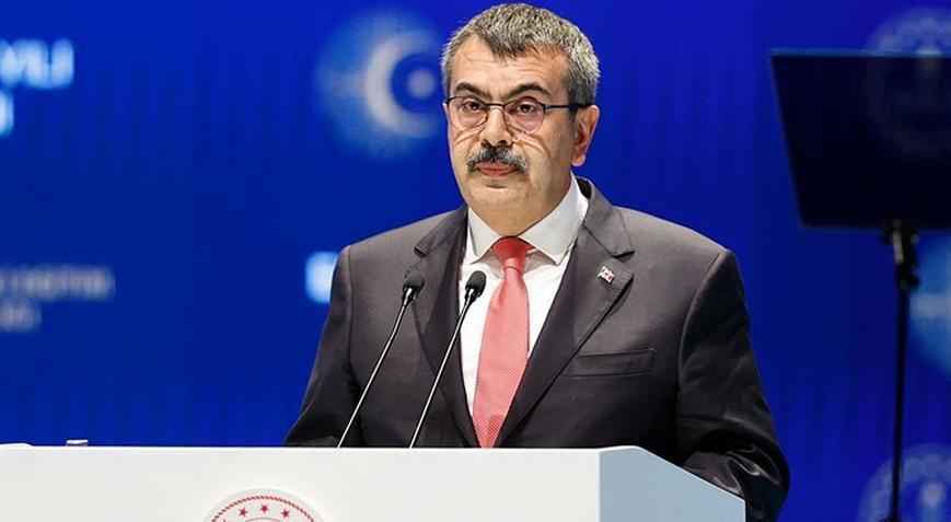 Bakan Tekin, Gürcistan’daki Kaza Şehitlerinin Ailelerini Aradı