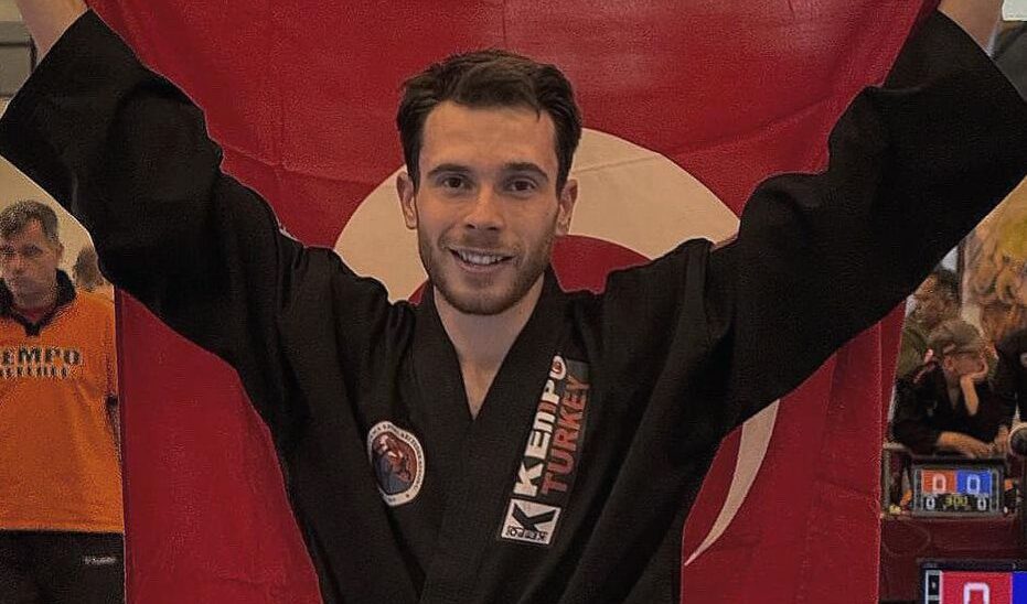 Türkiye’nin Yeni Dövüş Yıldızı: Resul Can Deniz Sahalara Hükmediyor