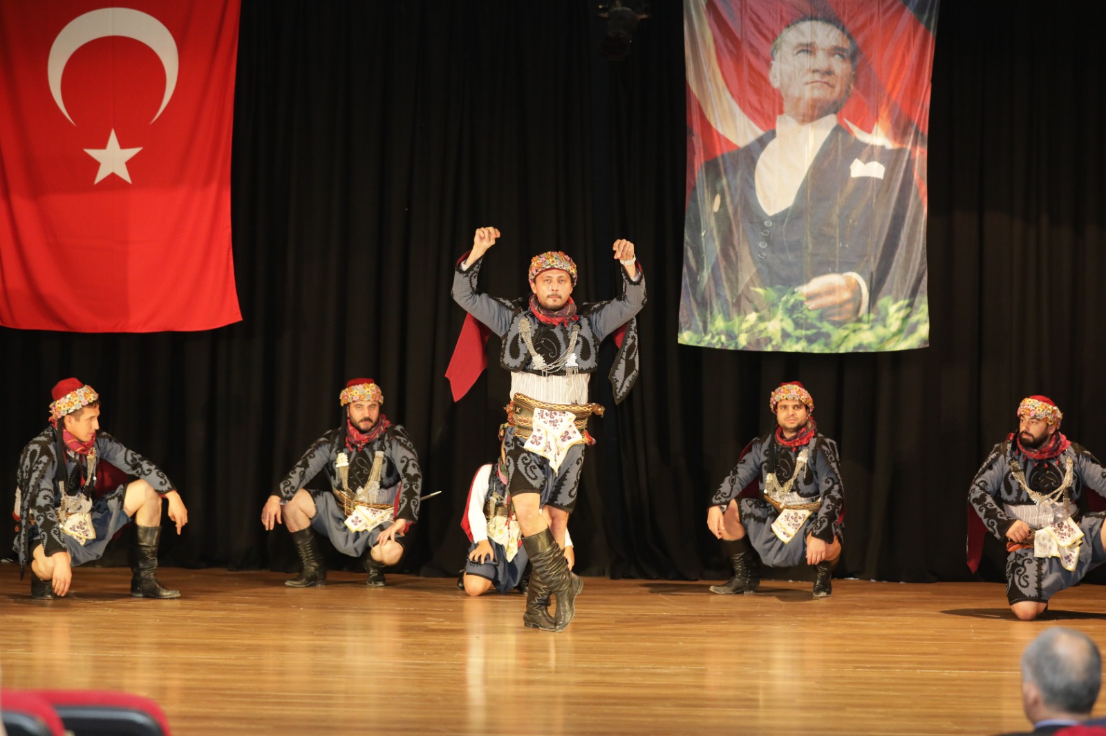 İlker KARA İzmir’de Genç Girişimciler ve Kadın Liderlerle Buluştu