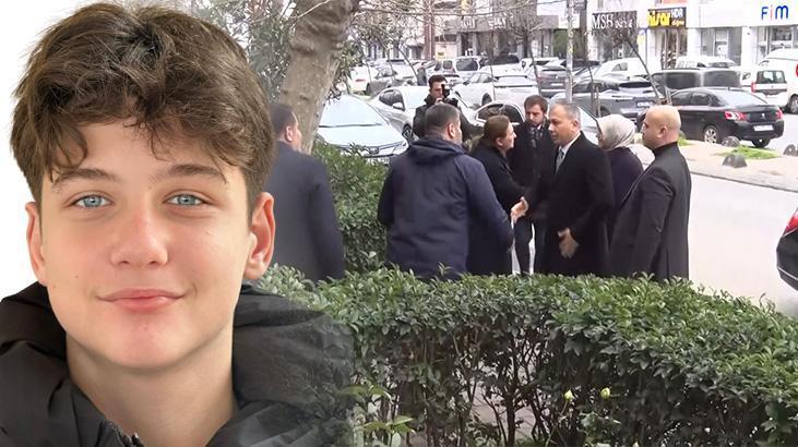 Bakan Yerlikaya’dan bıçaklı saldırıda hayatını kaybeden Atlas Çağlayan’ın ailesine taziye ziyareti