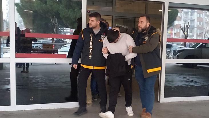 Manisa’da Kuyumcu Soygunu: 2 Şüpheli İzmir’de Yakalandı