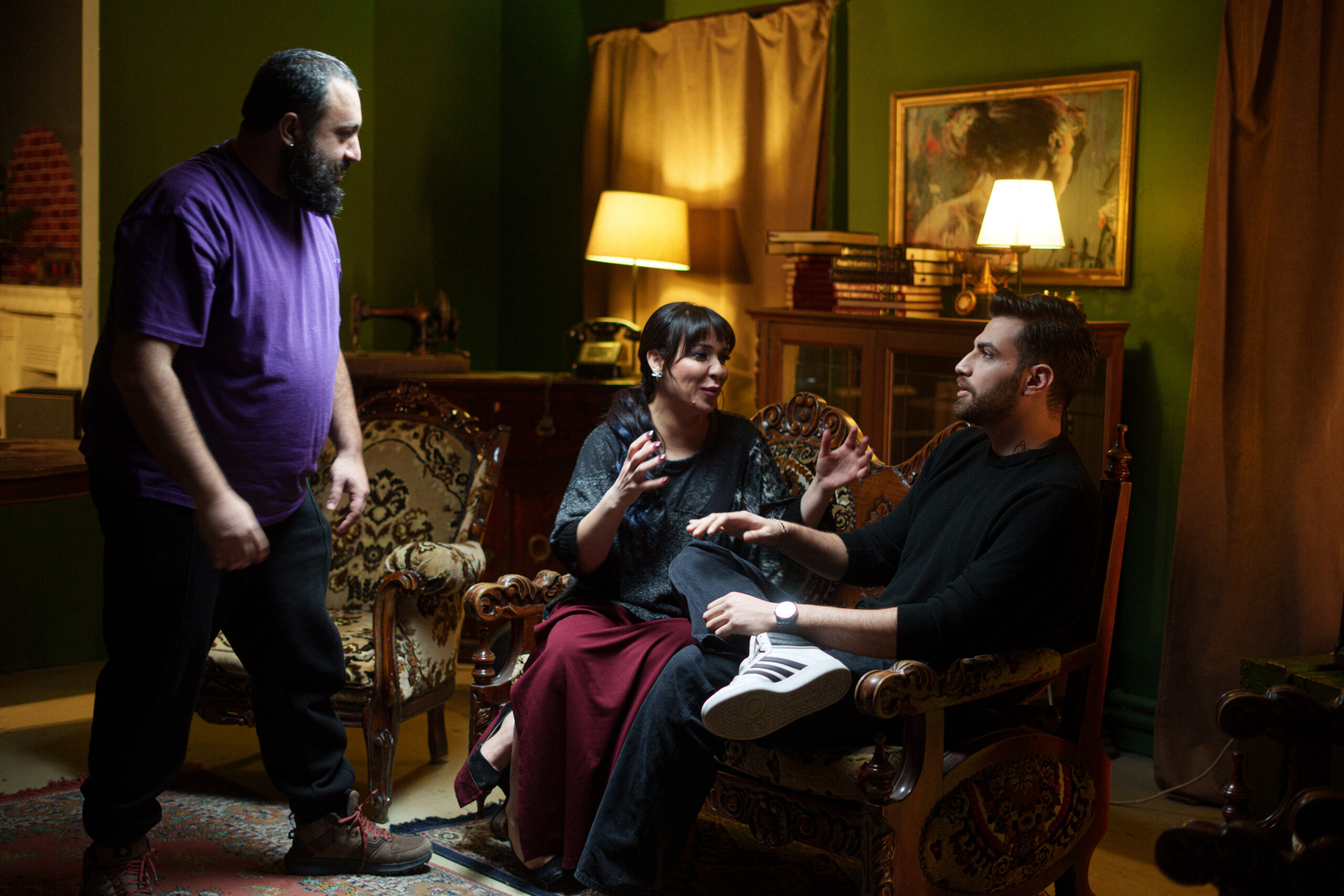 Elif Gül Sahneye Çıktı: Aşk, Ateş ve Üç Şarkılık Büyük Hikâye