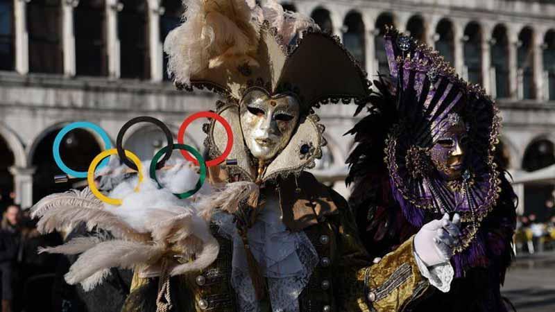 Venedik Karnavalı Renkli Etkinliklerle Başladı