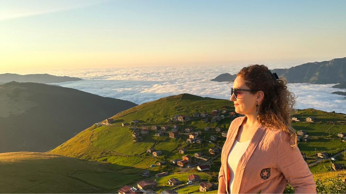 Karadeniz’in Asi Sesi Cemile Kara, Sahnelere Damga Vuruyor