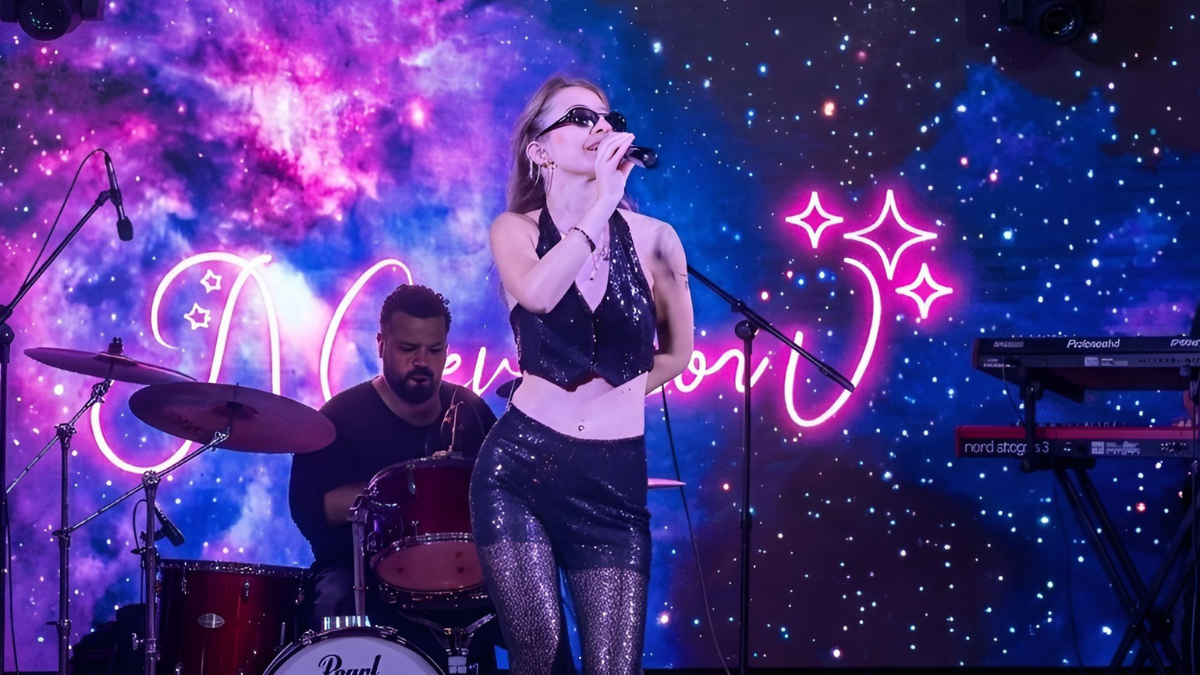 Aslı Cevri’den Dikkat Çeken Çıkış: “Hayalet Sevgilim” Yeniden Yorumlandı