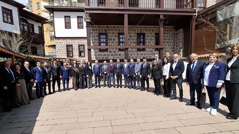 Efkan Ala: “Siyasete Müdahale İmkânları Kaldırılmalı, AK Parti Yoluna Devam Ediyor”