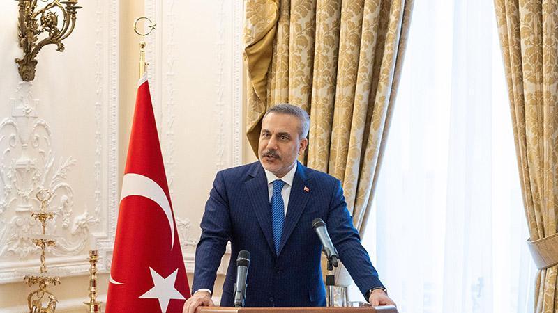 Fidan Londra’da İş İnsanlarıyla Görüştü ve Chatham House’ta Konuştu