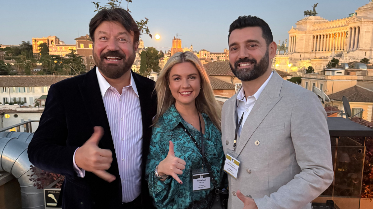 DÜNYA VATANDAŞLIĞINA GİDEN YOLDA STRATEJİK İSİM: SERHAN AYSEVER