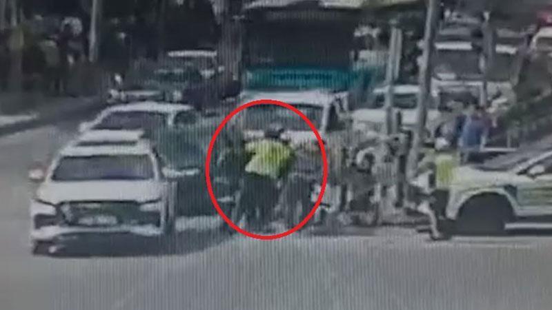 Trafikte Nefes Krizi: Polis Ekiplerinden Hayat Kurtaran Müdahale
