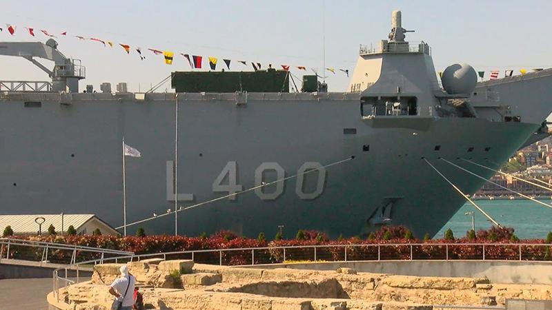 SAHA 2026’DA DEV BULUŞMA: TCG ANADOLU SARAYBURNU’NA DEMİRLEDİ