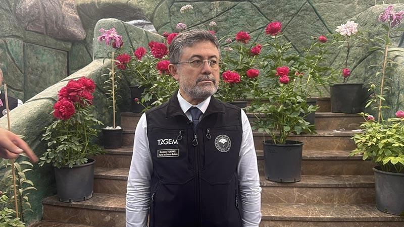 Yumaklı Yalova’da Geofit Bahçesini İnceledi: “Türkiye Süs Bitkilerinde Güçlü Konuma Geldi”