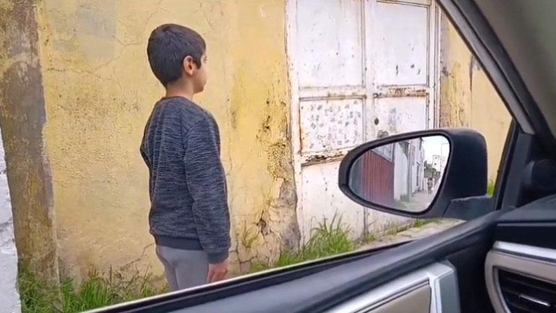 Cizre’de Duygulandıran Görüntü: Küçük Emre’ye Okulundan Ödül