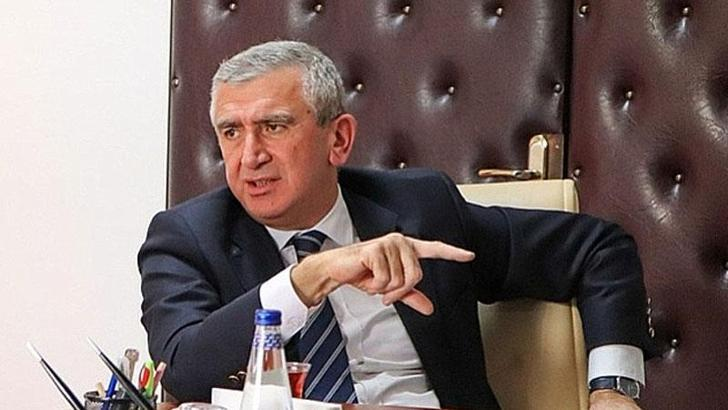 İçişleri Bakanlığı Duyurdu: Akçakoca Belediye Başkanı Görevden Alındı