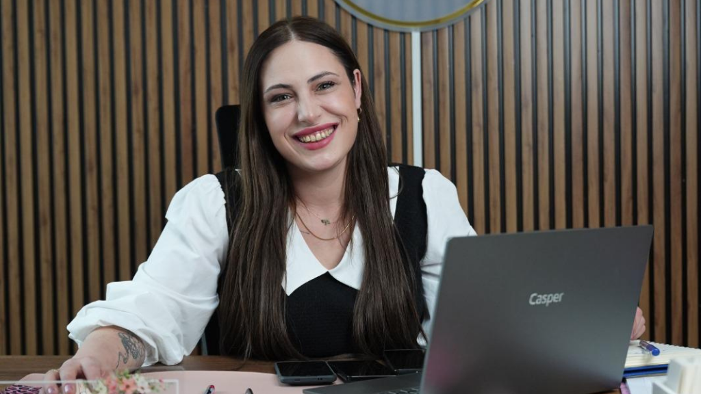 Manevi Rehberlik Alanında Adından Söz Ettiriyor