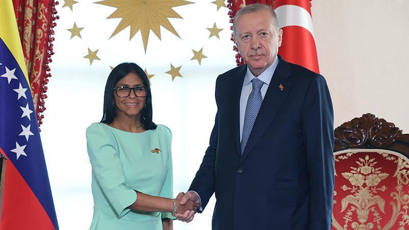 Dolmabahçe’de Türkiye-Venezuela Diplomasisi: Ticaret ve Enerji Masadaydı