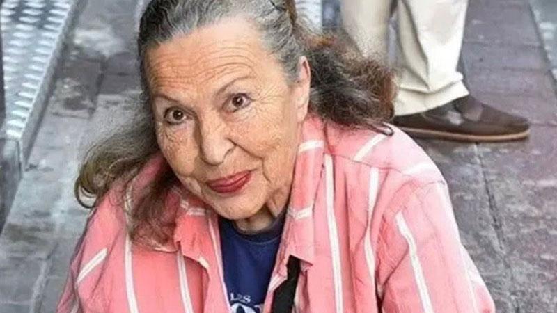 “Panter Emel” Olarak Tanınan Oyuncu Emel Yıldız Hayatını Kaybetti