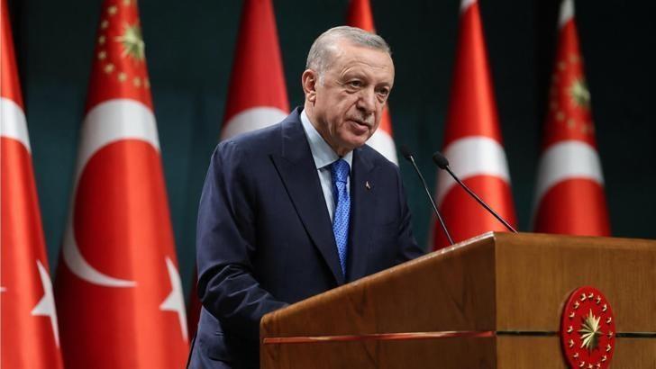 Erdoğan, Polonya Cumhurbaşkanı Nawrocki’yi Külliye’de Resmi Törenle Ağırladı