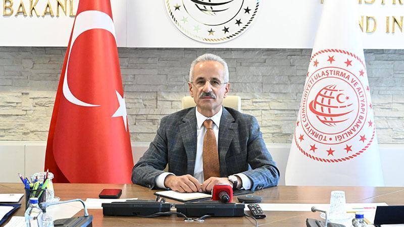 Uraloğlu: “Körfez’deki Türk Gemileri İçin Güvenlik Süreci Yakından Takip Ediliyor”