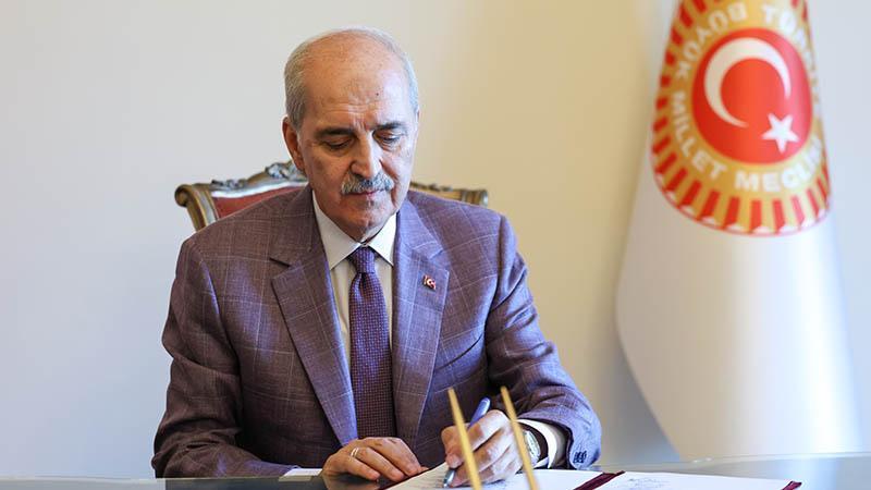 TBMM Başkanı Numan Kurtulmuş, Milli Dayanışma Kanun Teklifi’ni imzaladı