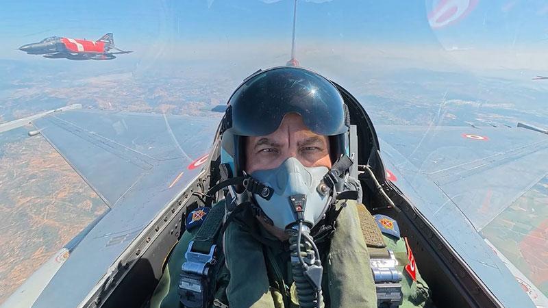 Yeni uçuş eğitim yılı Çanakkale semalarında başladı