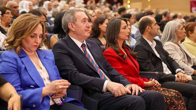 DEM Parti’de Hatimoğulları ve Bakırhan yeniden eş genel başkan seçildi
