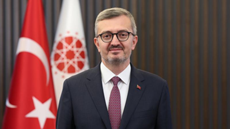 Burhanettin Duran’dan Türkiye-ABD ilişkileri mesajı: Yeni yüzyıl yeni iş birlikleri gerektiriyor