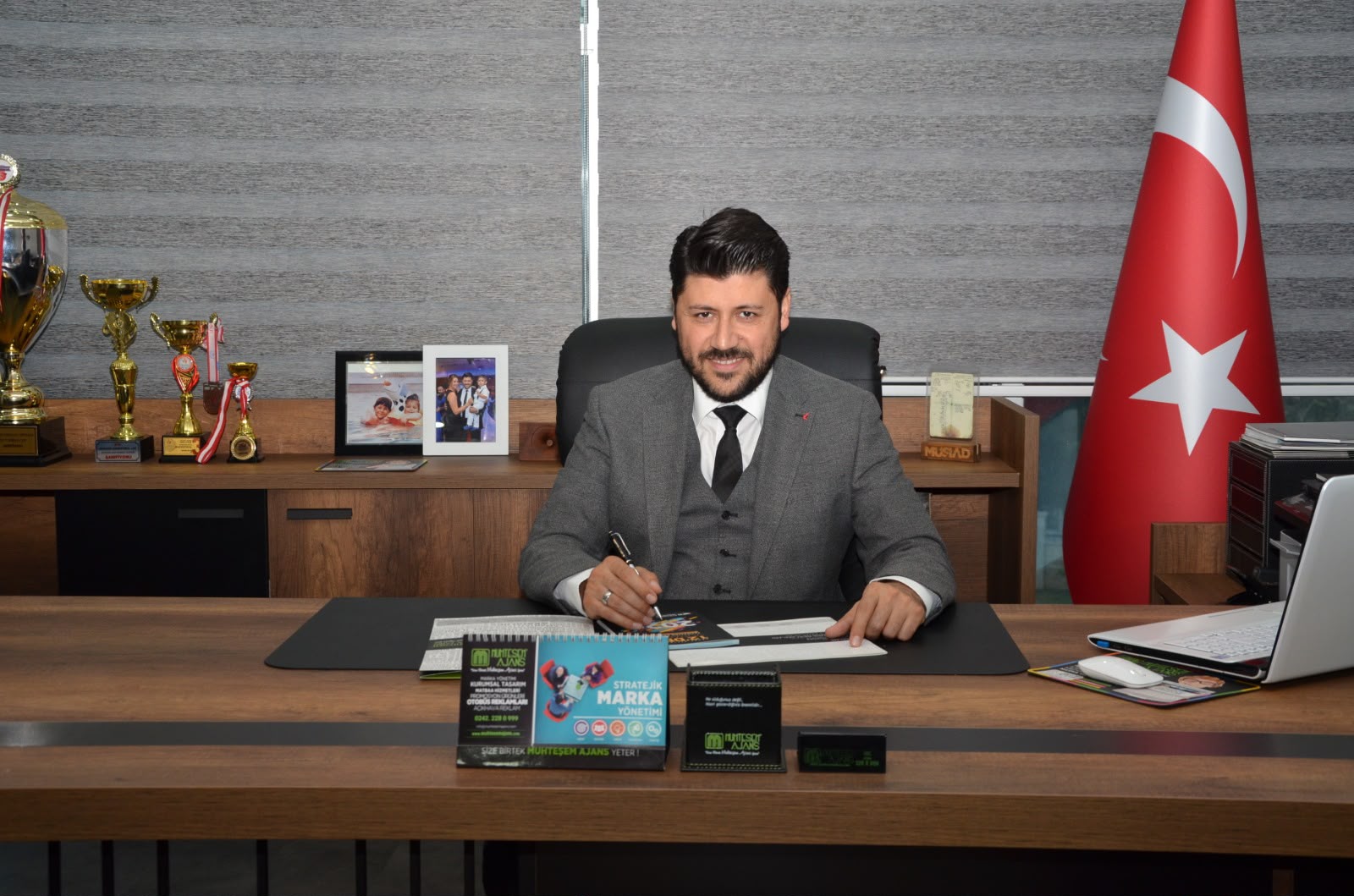 Muhteşem Ajans Markaların Sessiz Gücünü Büyütüyor: Promosyon Ürünlerinde Yeni Nesil Marka Anlayışı