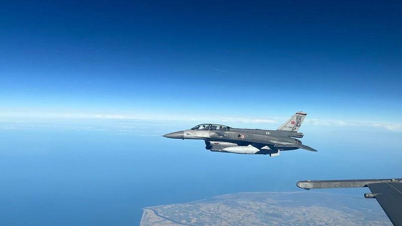 Türk Hava Kuvvetlerinden Doğu Karadeniz’de eğitim uçuşu