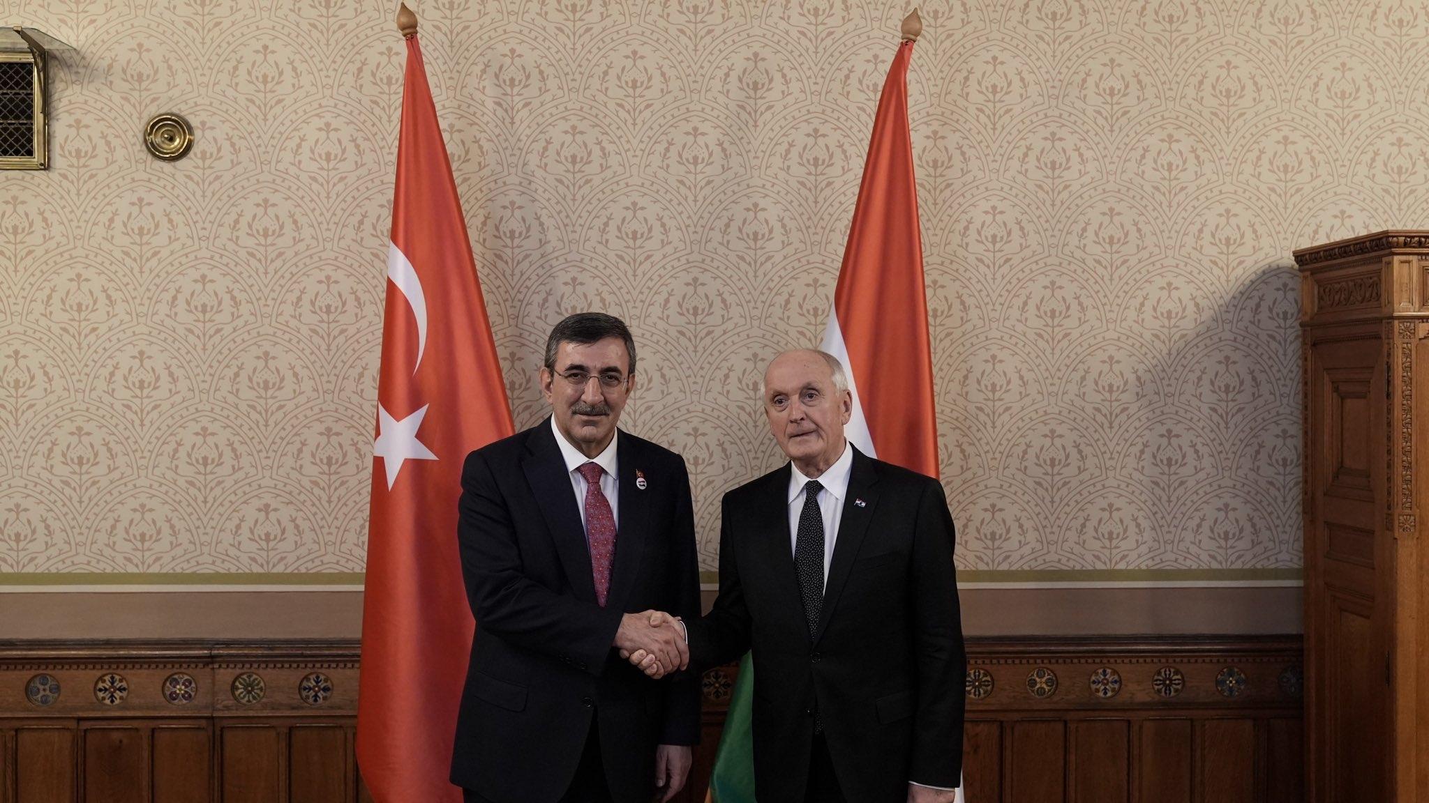 Türkiye-Macaristan İlişkileri Budapeşte’de Masaya Yatırıldı